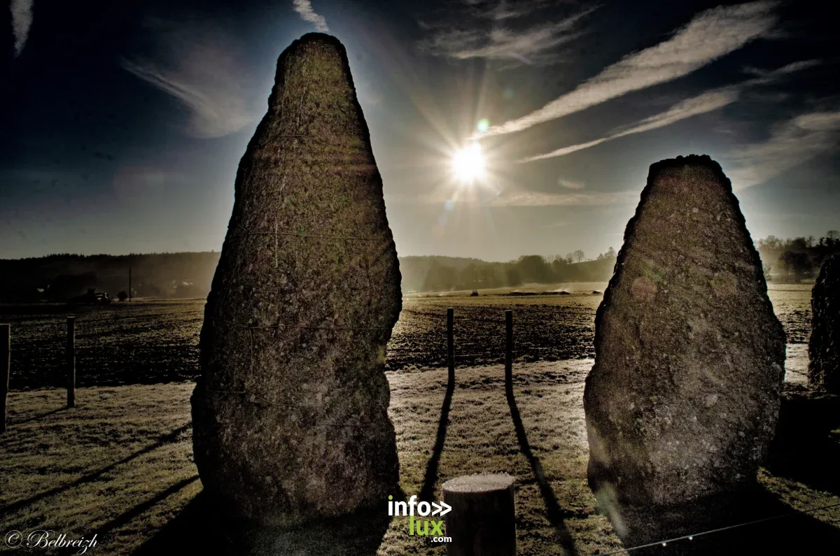Les menhirs de Wéris, alignés en Famenne