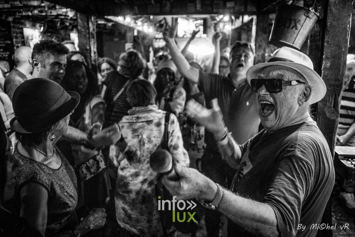 Boogie Boy en concert au Café Bizon — Brussels Jazz Weekend 2026 Day Two, photo 41 par Michel van Rhijn (noir et blanc)