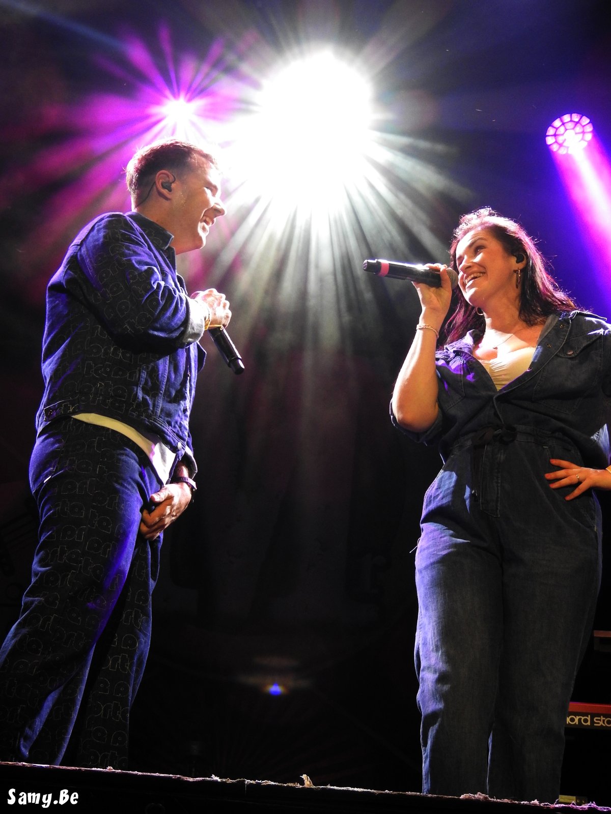 Le groupe Mr Cover en concert au Doudou 2026 a Mons