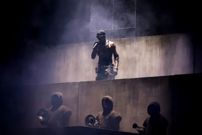 Travis Scott à la RCF Arena de Reggio Emilia en 2026 : billets, accès, hôtel et infos pratiques