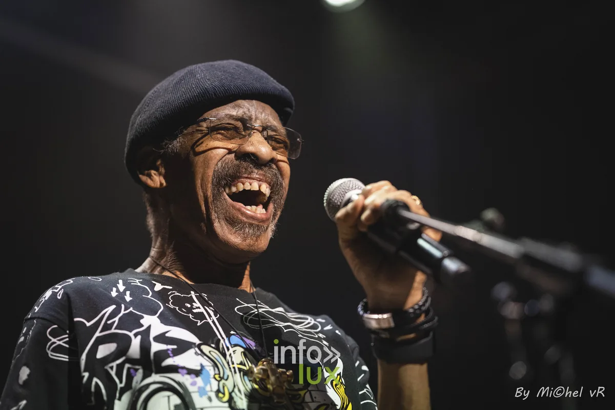 War en concert a De Centrale (Gand), 27 mai 2026 — 50th Anniversary Tour, photo 6 par Michel van Rhijn