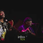 Lonnie Jordan de War au chant au De Centrale de Gand, Scott Martin a la flute en arriere-plan, 27 mai 2026