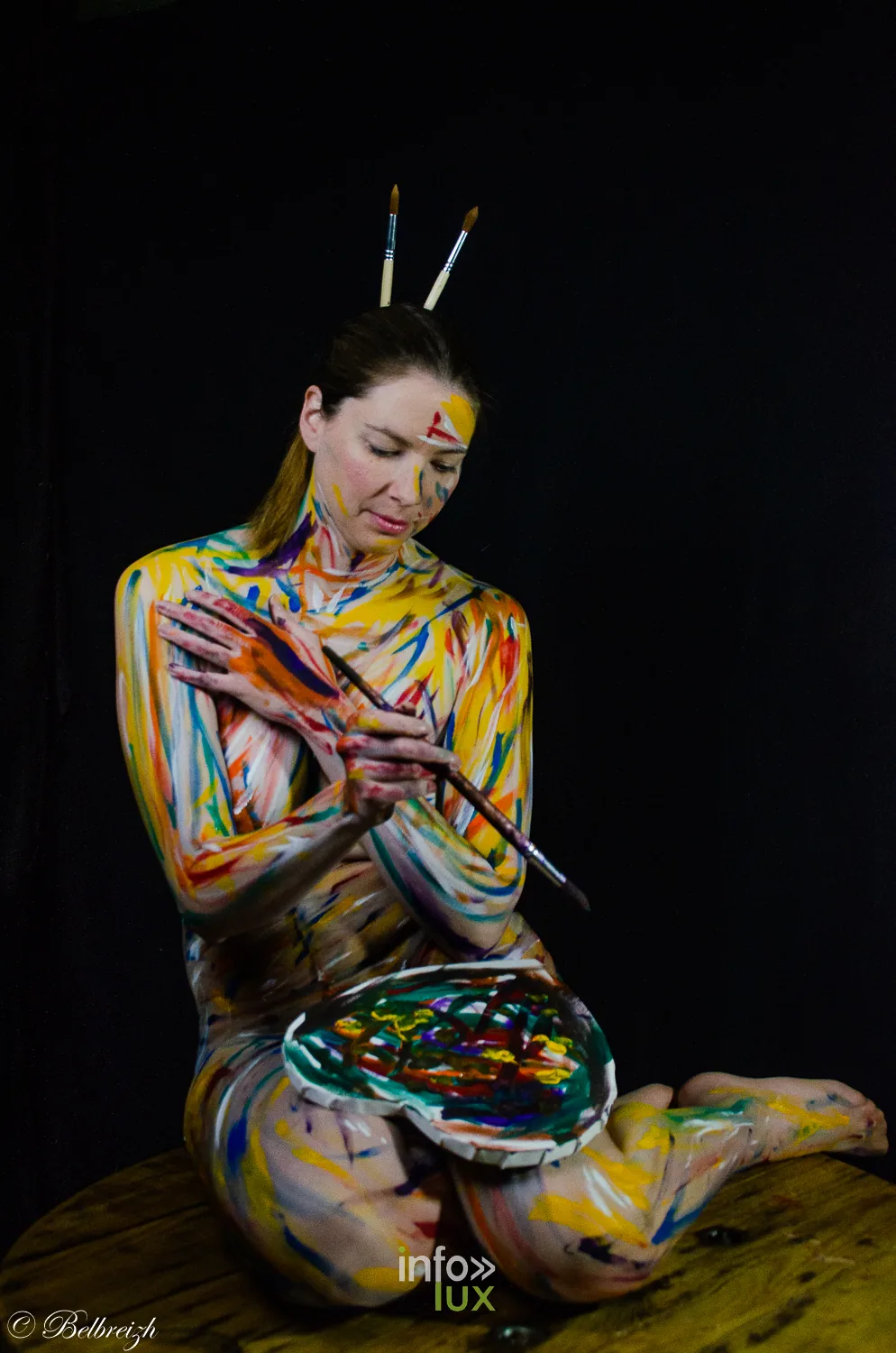 Wendy en portrait, lumiere de cote - finaliste Top Model Belgium 2027