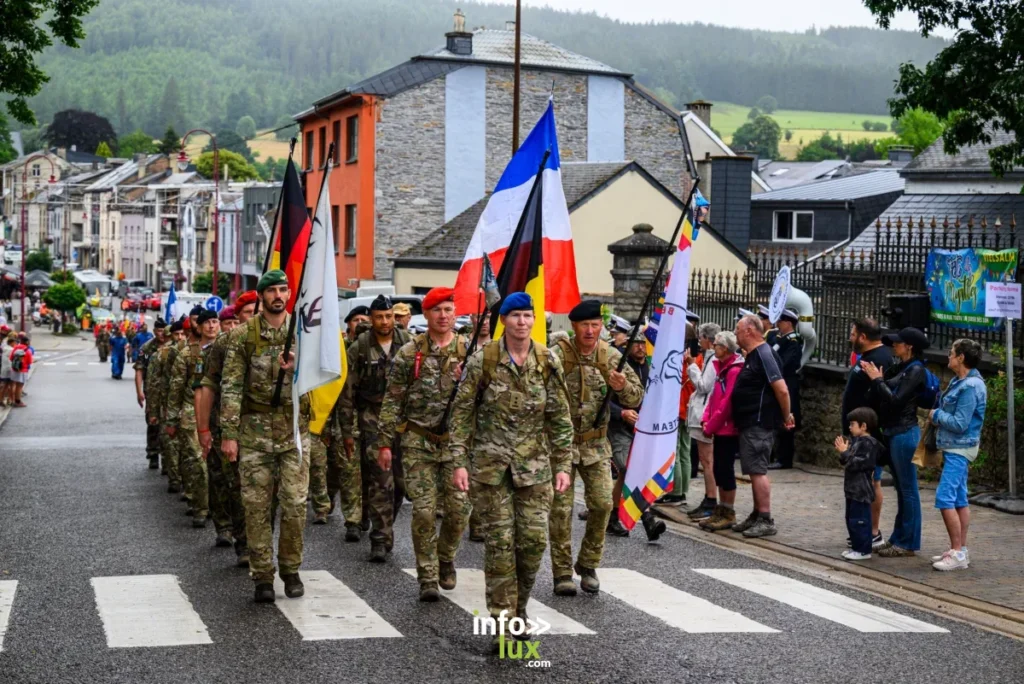 La MESA, c'est quatre jours de marche, de mémoire et d’amitié au cœur de l'Ardenne belge