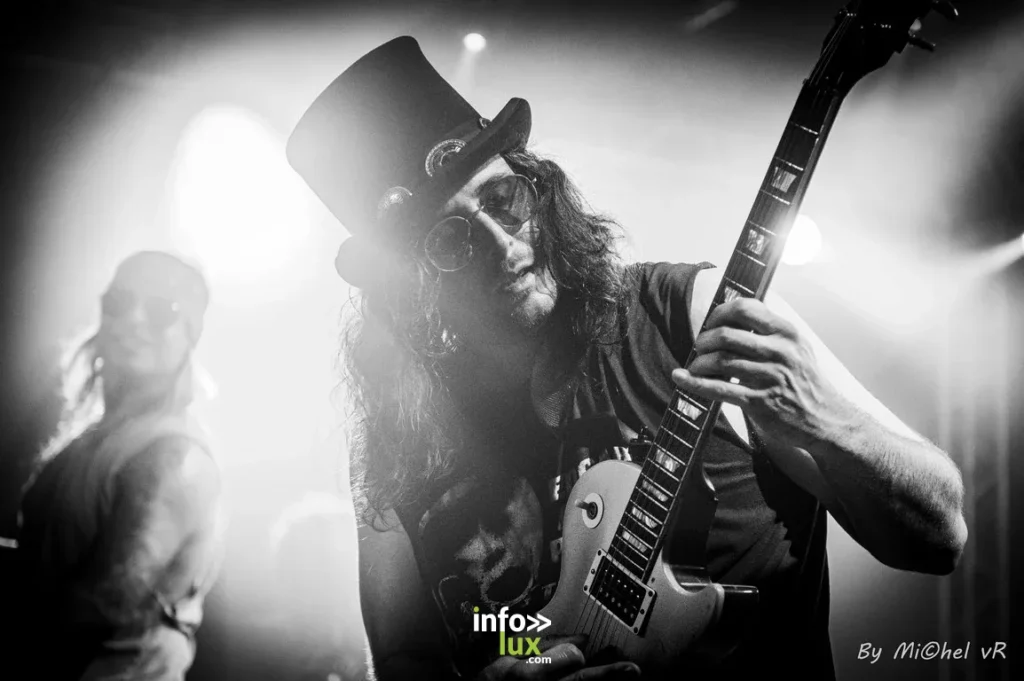 Ittre > ZikZak > Concert - Guns Experience > Photos