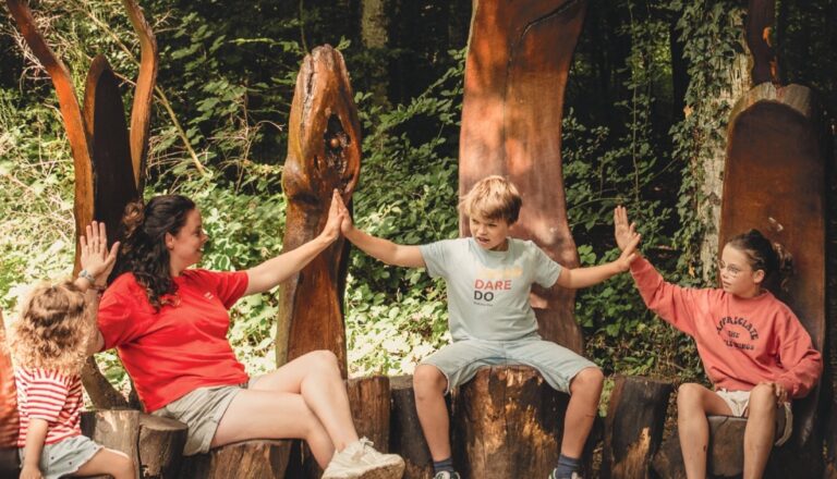Croix-Rouge > Famille > Le secret d’Oriande au Sentier des Fees