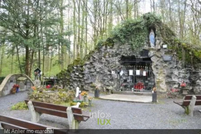 La chapelle de Kaschbour, en forêt près de Habay