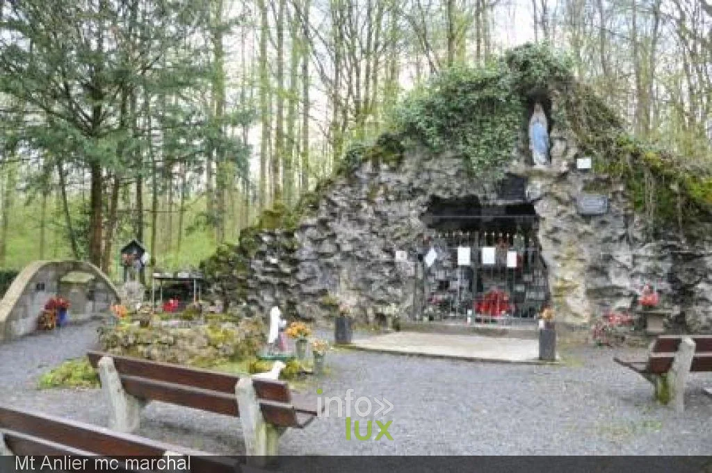 La chapelle de Kaschbour, en forêt près de Habay