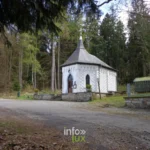 La chapelle de Tinseubois en forêt, près de Vielsalm
