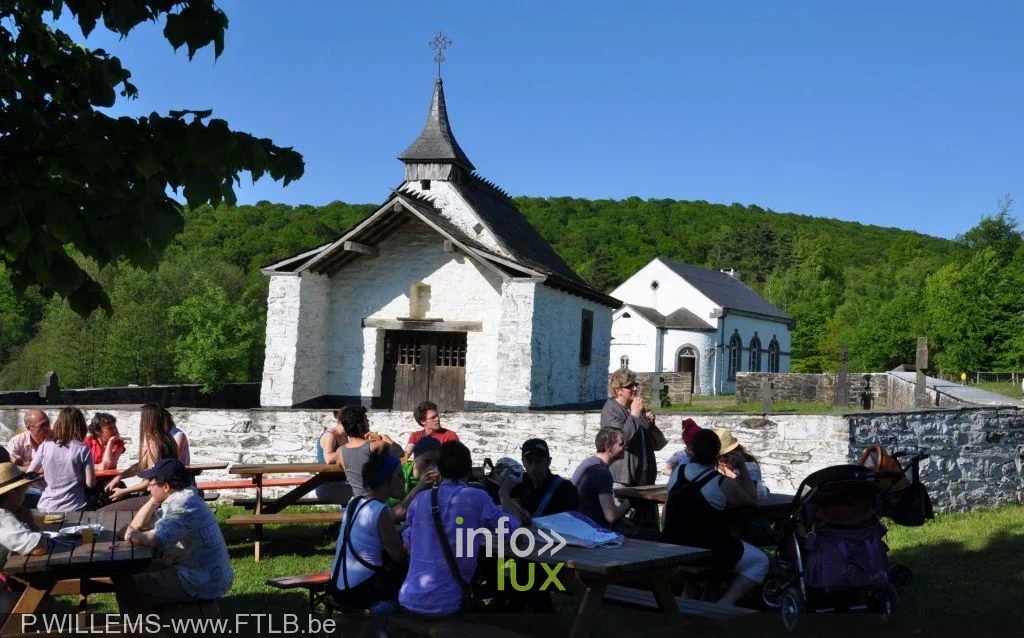 La chapelle du Fourneau Saint-Michel et ses bâtiments anciens
