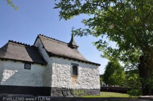 La chapelle du Fourneau Saint-Michel dans la forêt de Saint-Hubert