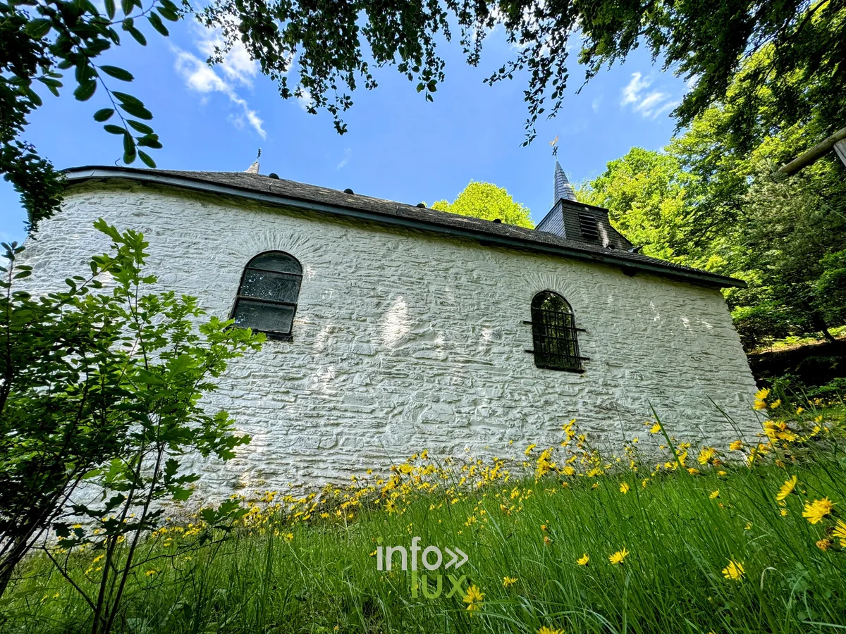 La chapelle de Lorette sur son piton rocheux