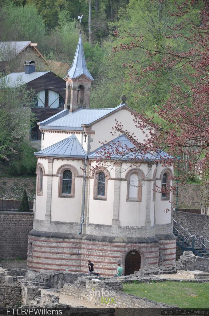 La source de Saint-Bernard à Clairefontaine