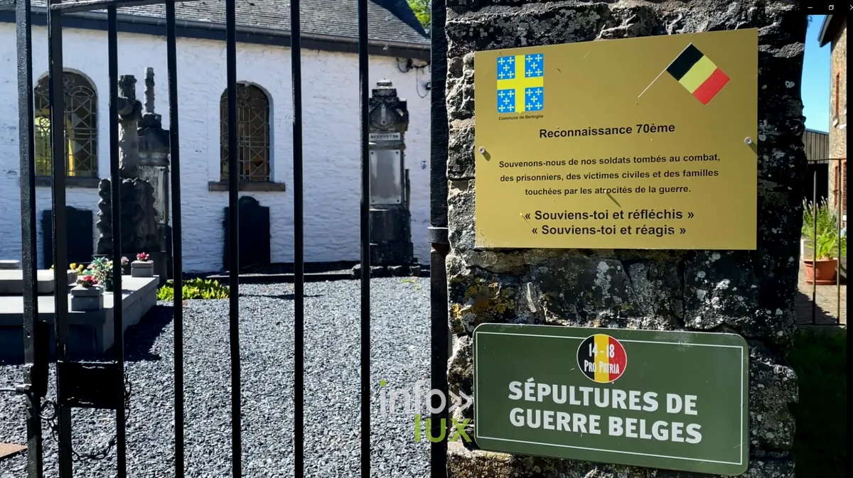 La chapelle Sainte-Aldegonde et son cimetière encore en usage