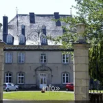 Le château de Guirsch (1749), classé, au nord d'Arlon