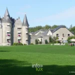 Le château d'Hassonville et ses tourelles, hôtel de prestige à Marche-en-Famenne