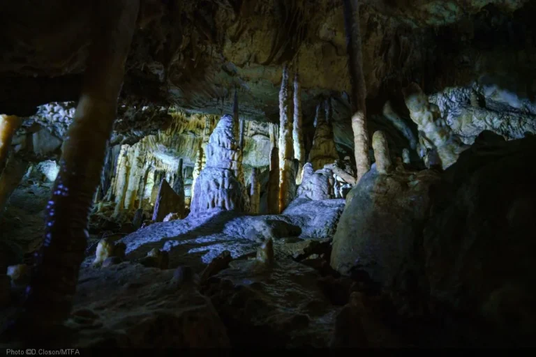 Grottes de la province de Namur : au frais quand il fait très chaud