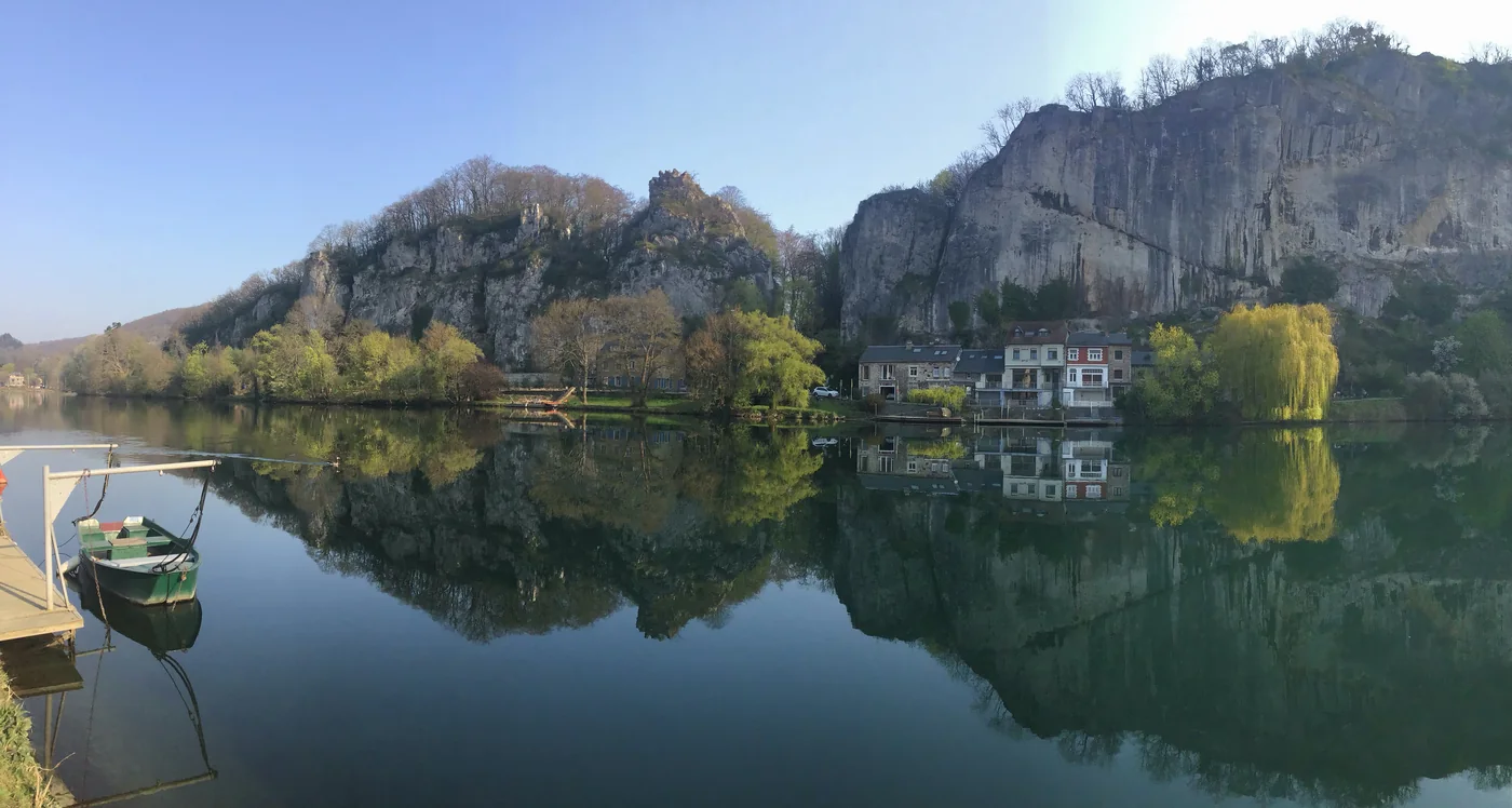 GeoQuizz: Les rochers de Frênes à Profondeville — Profondeville GeoQuizz: Les rochers de Frênes à Profondeville a Profondeville, province de Namur