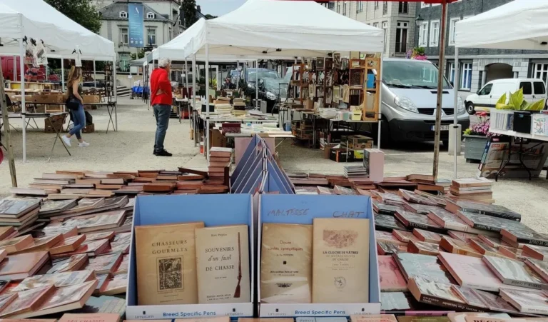 Stavelot > Foire > Dimanche des Bouquinistes