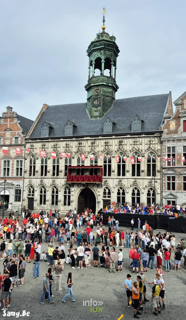 Doudou de Mons 2026, Ducasse de la Trinité — le combat dit lumeçon et l'ambiance d'après sur la grand-place — photo 1