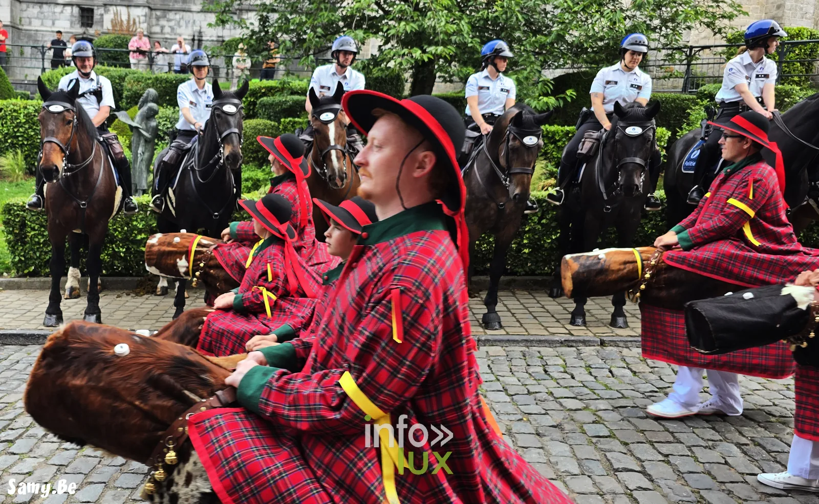 Doudou de Mons 2026 : procession de la Ducasse de sainte Waudru à Mons — photo 117