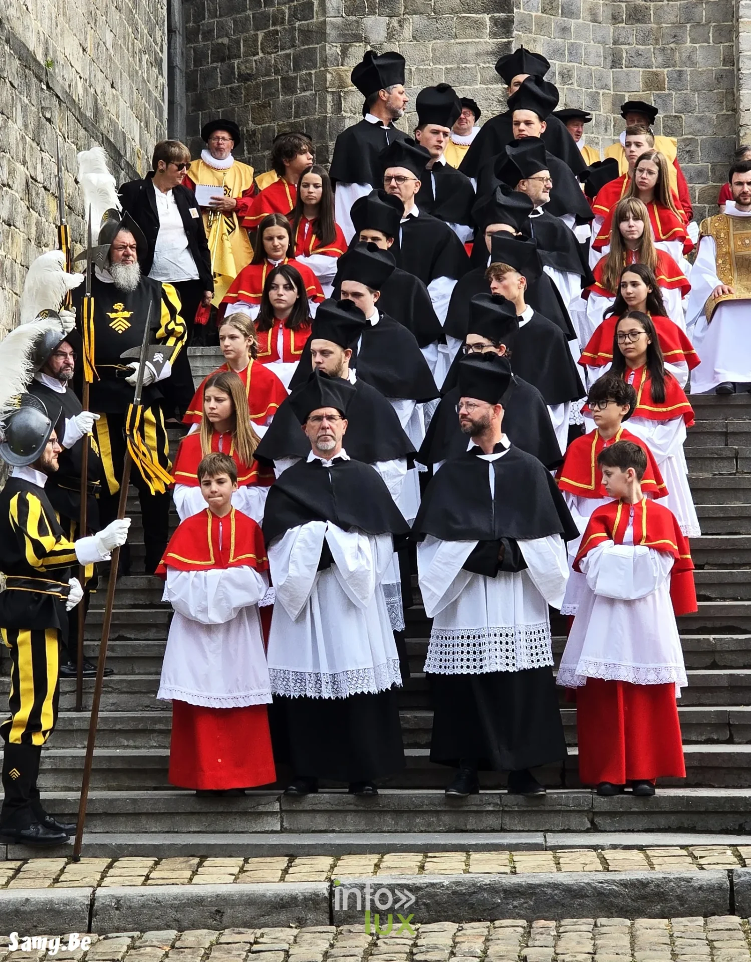 Doudou de Mons 2026 : procession de la Ducasse de sainte Waudru à Mons — photo 136