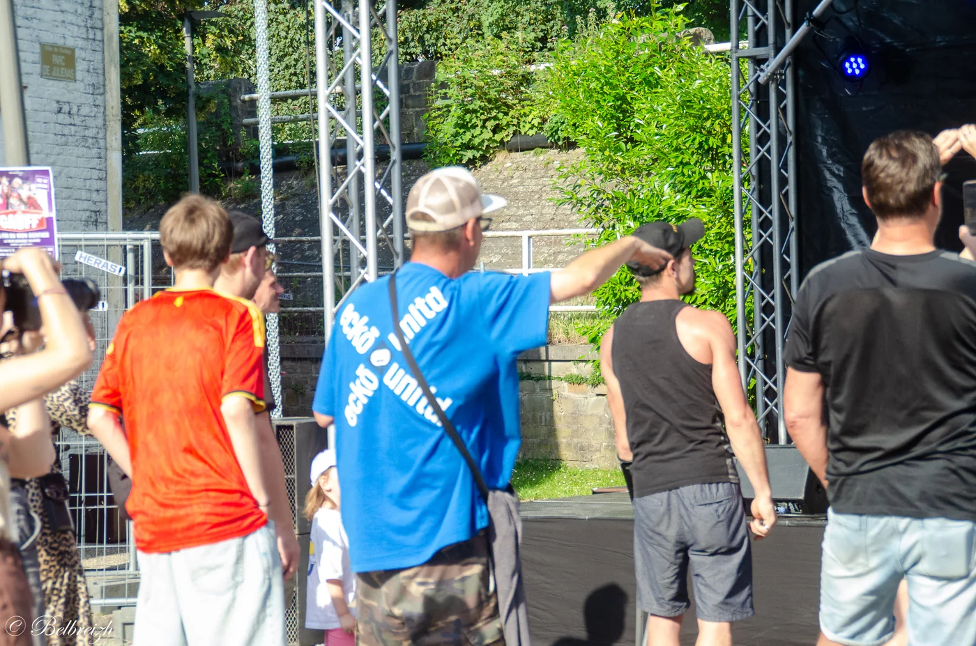 Fête de la Musique 2026 à Barvaux (Parc Juliénas, Durbuy) – © Belbreizh (Paty)
