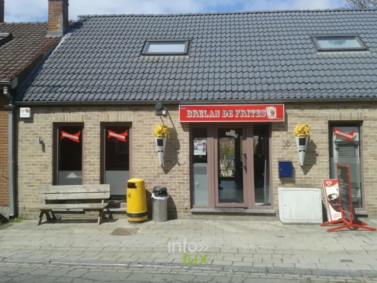 Le Brelan de Frites à Rebecq : friterie à l’entrée du village