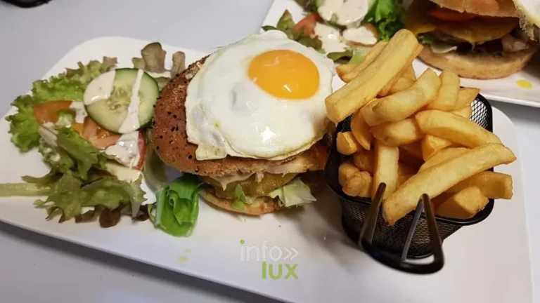 Friterie Chez Vous à Yvoir : la halte gourmande au cœur du village