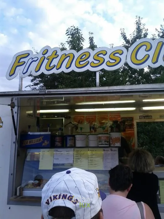 Le Fritness Club à Louvain-la-Neuve : la friterie au nom qui fait sourire