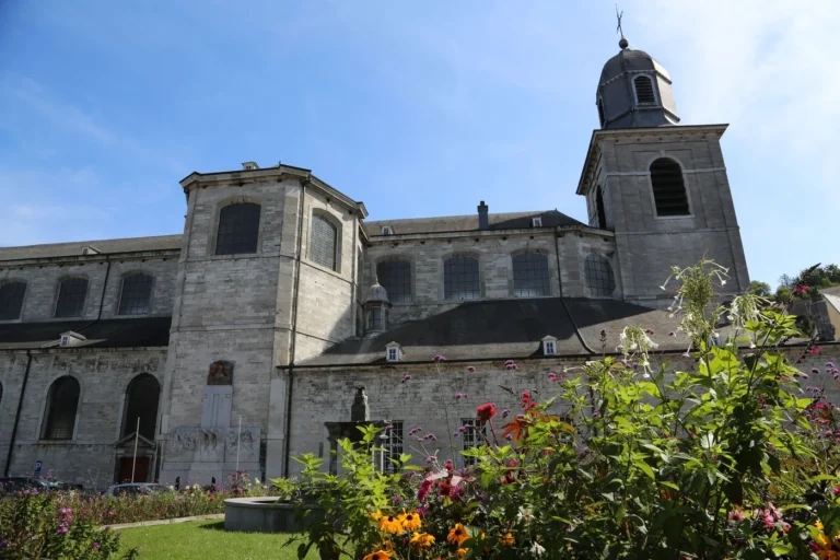 La collégiale Sainte-Begge d’Andenne : sur les traces d’une aïeule des Carolingiens