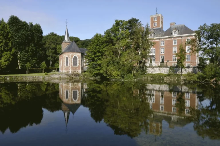 La chapelle Sainte-Ode de Lexhy, tour romane et tombeaux seigneuriaux à Grâce-Hollogne