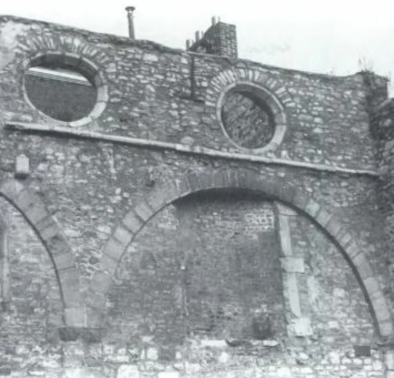 Saint-Martin de Huy : les vestiges et la tombe d’un général irlandais