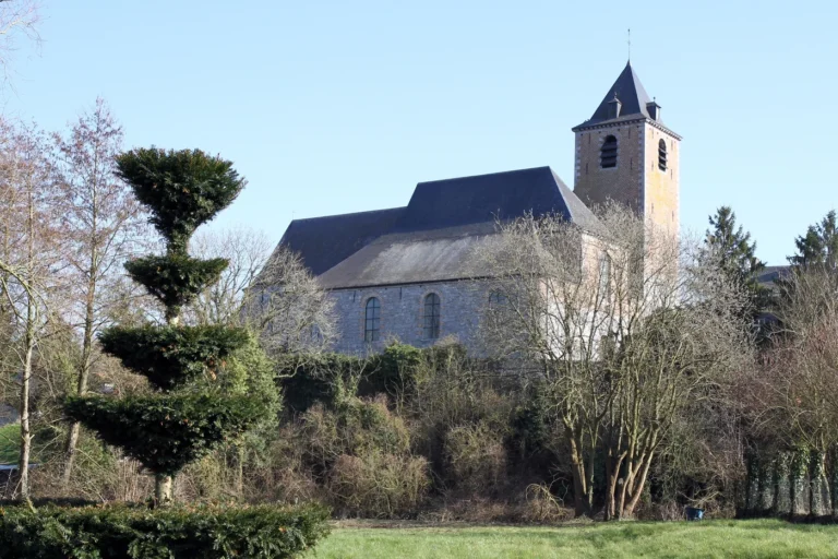 Église Saint-Médard de Solre-sur-Sambre (Erquelinnes), Erquelinnes, province de Hainaut