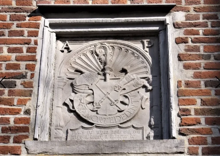 Église Sainte-Foy de Sauvenière (Gembloux) : la tour romane sur son promontoire