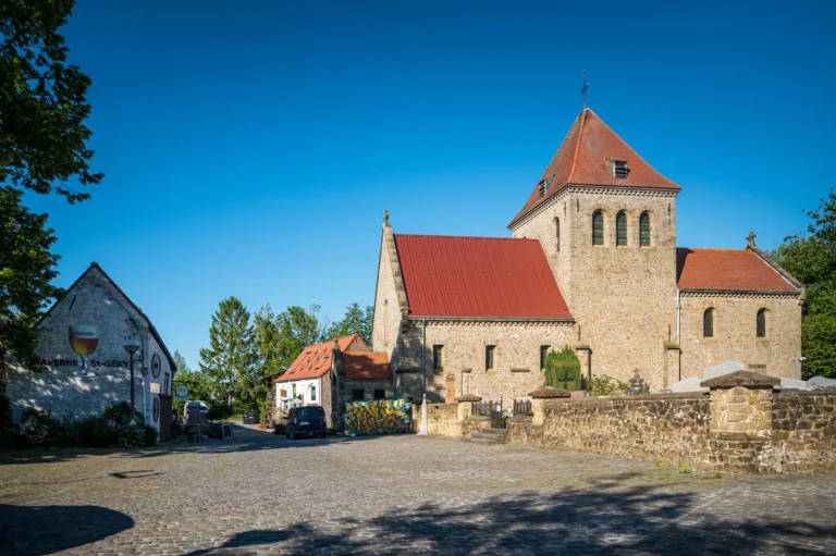 Église Saint-Géry d’Aubechies : un trésor roman au plus beau village