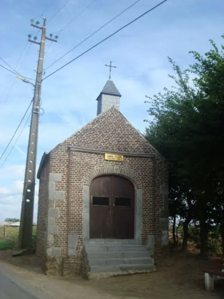 Chapelle Saint-Éloi à Donceel : une petite chapelle de Hesbaye