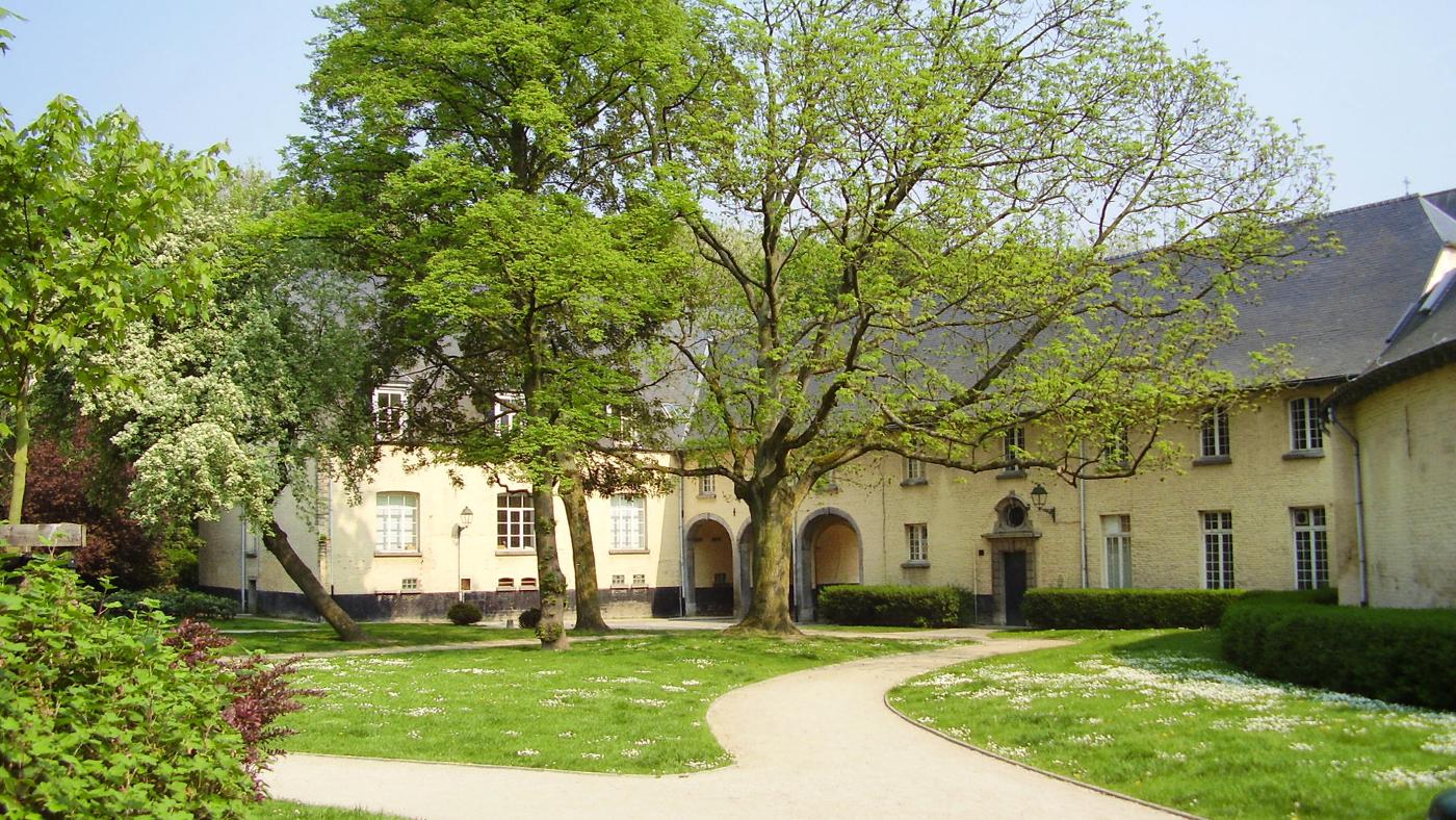 Affiche officielle Les repas-conférences de l'Abbaye de Villers 2026