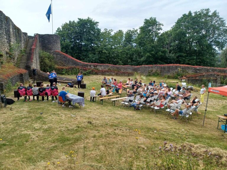 Herbeumont > Spectacle > Match d’impro au château 2026