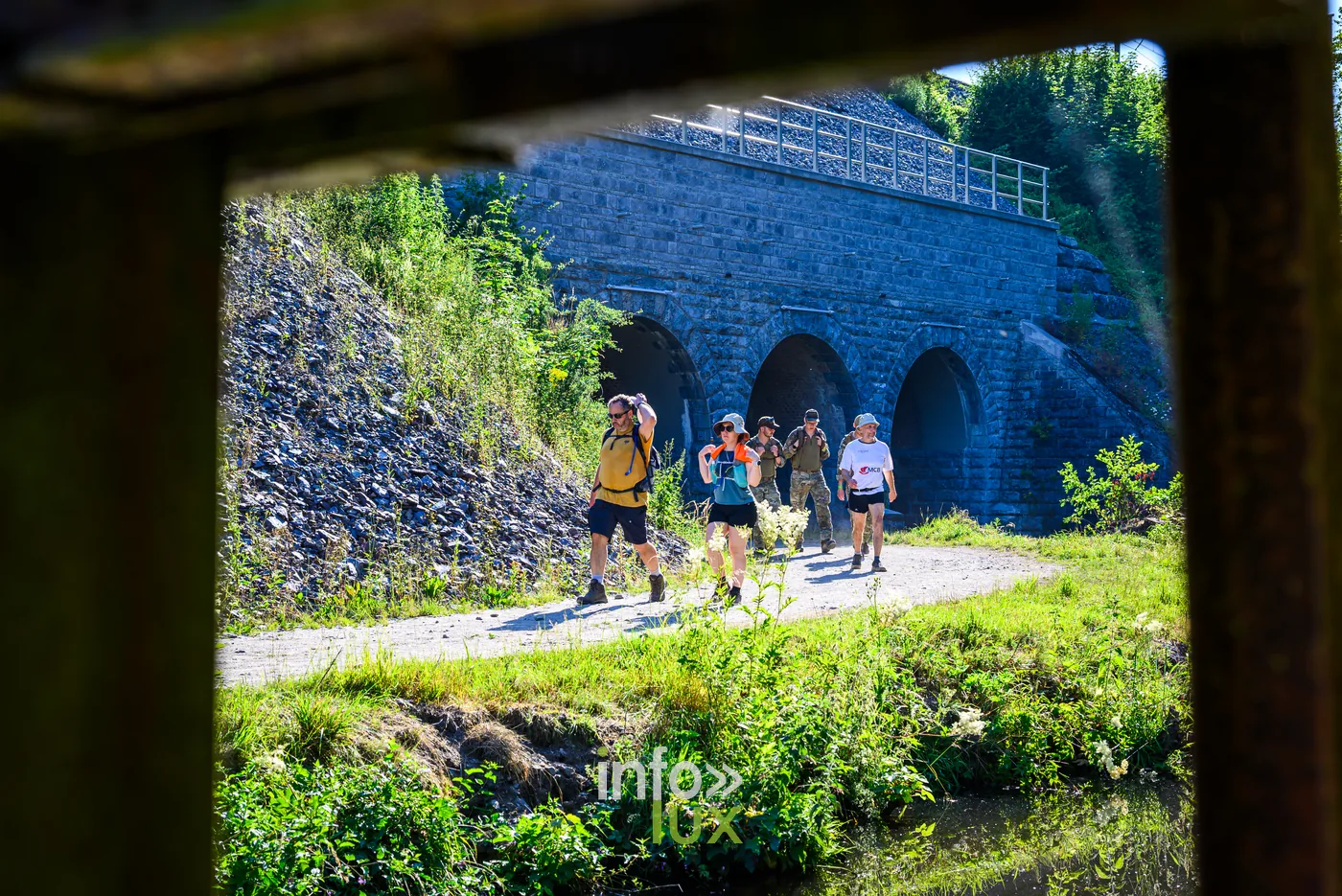 MESA 2026 jour 4 à Saint-Hubert — défilé de clôture des Chasseurs Ardennais, photo 2