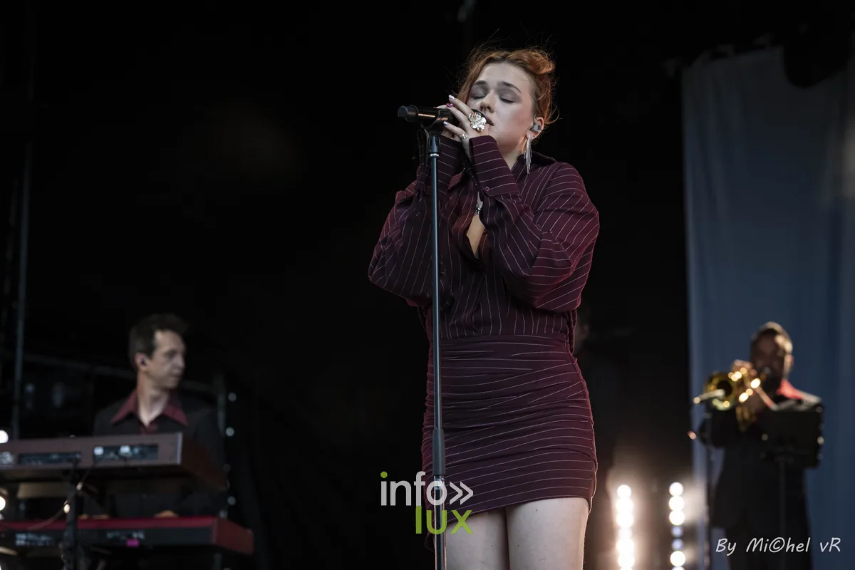 Birthe sur scène — Midsummer Festival Ronse 2026, photo 2