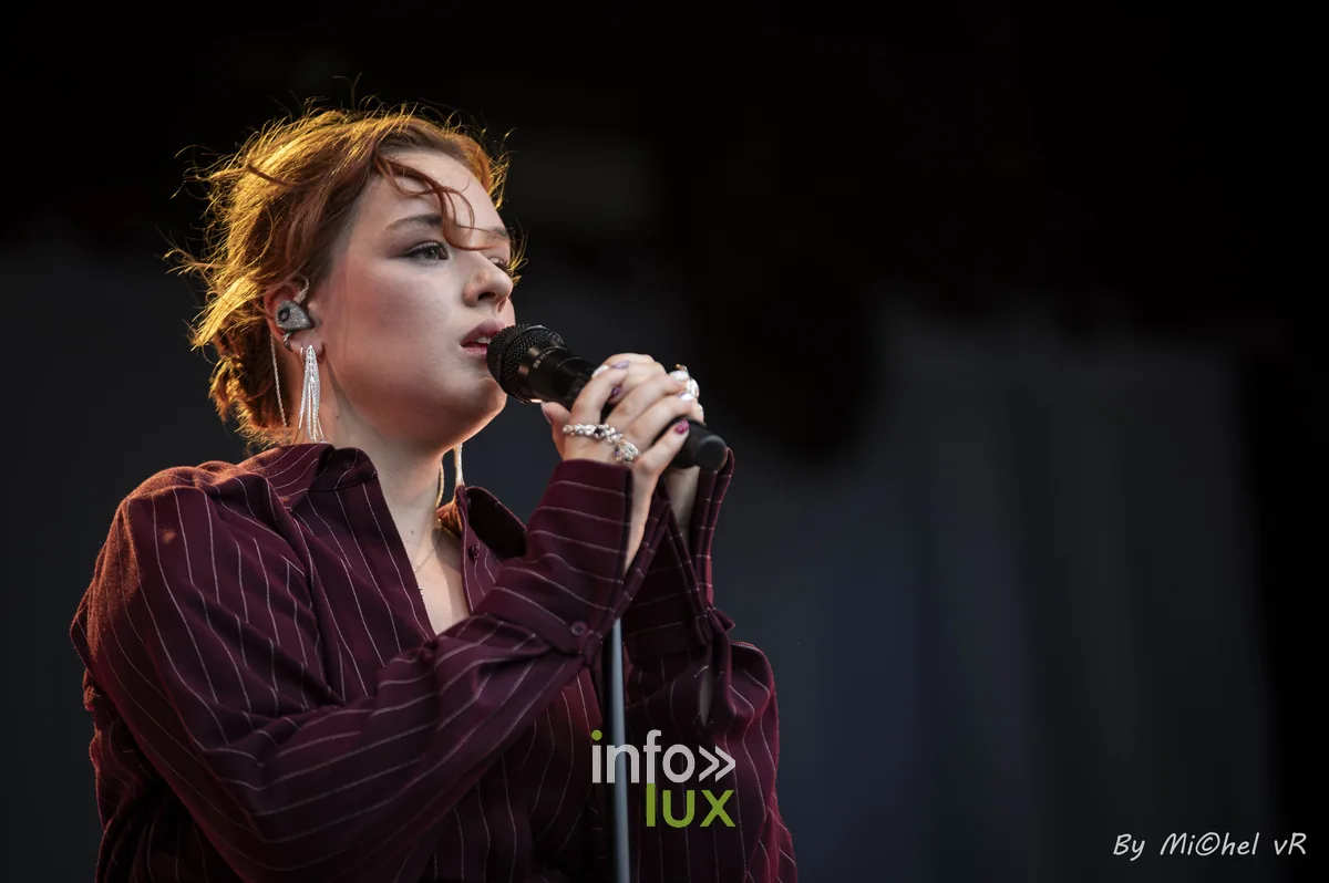 Birthe sur scène — Midsummer Festival Ronse 2026, photo 8
