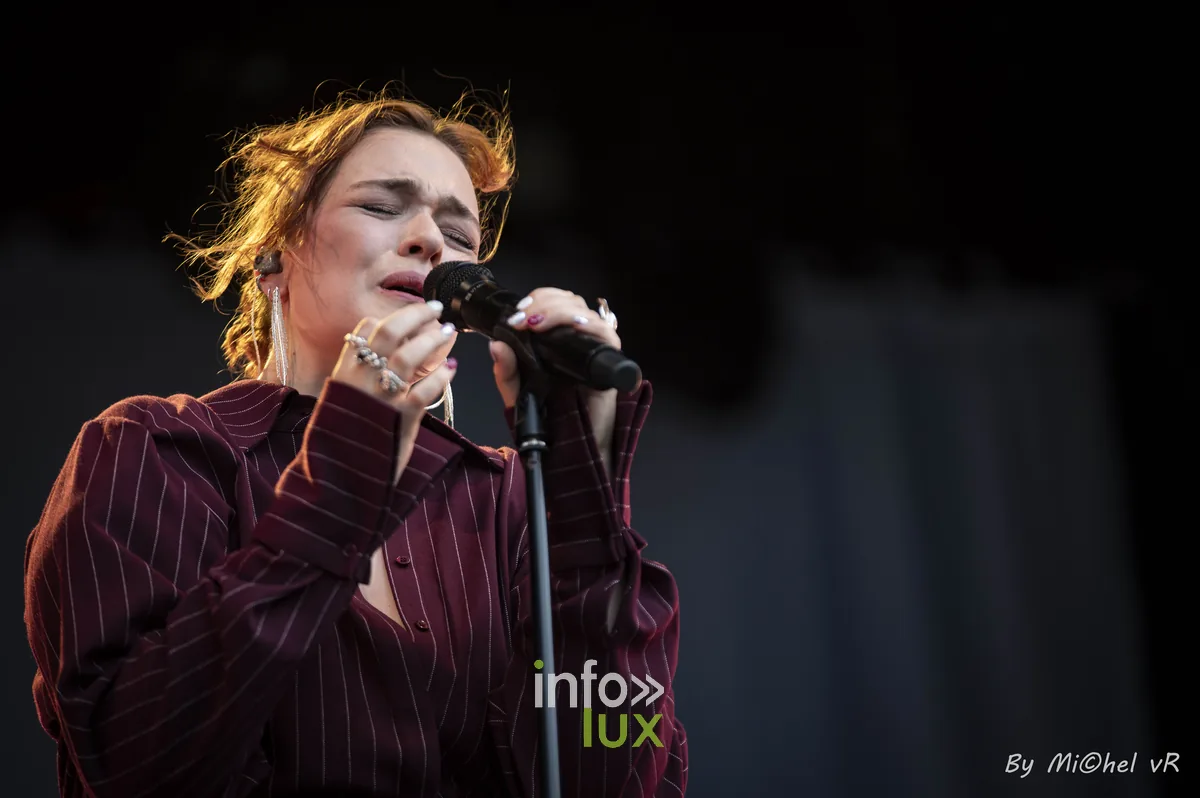 Birthe sur scène — Midsummer Festival Ronse 2026, photo 9