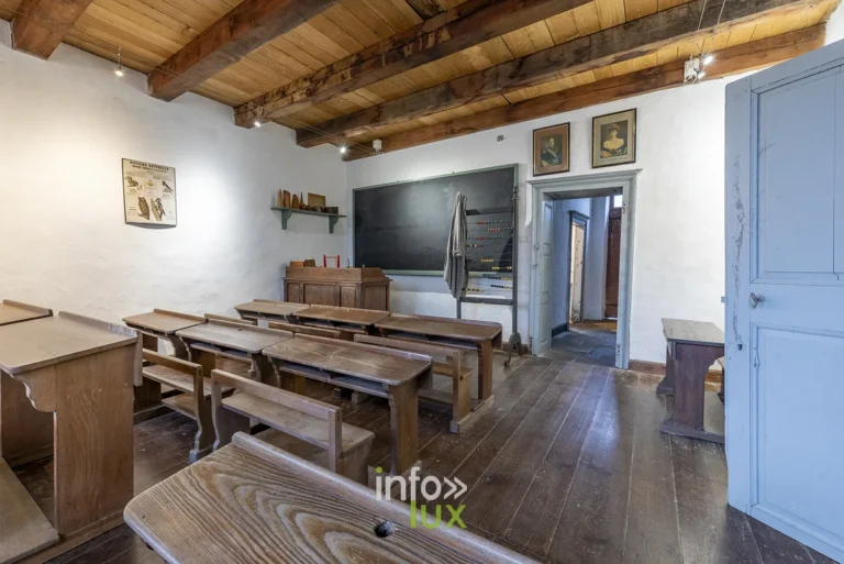 Musée de la vie rurale à Montquintin (Rouvroy) : la ferme gaumaise et l’école d’autrefois