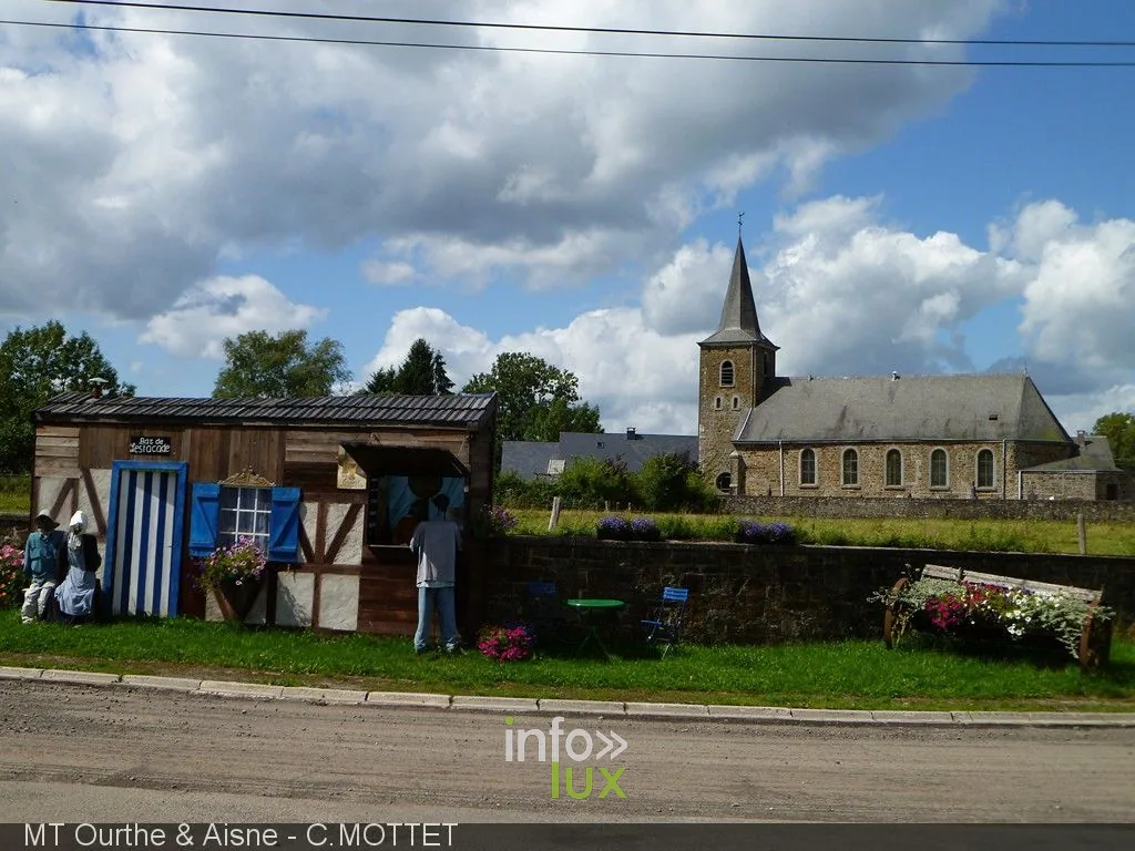 L'église des Saints-Cosme-et-Damien de Hotton et sa tour romane du XIe siècle