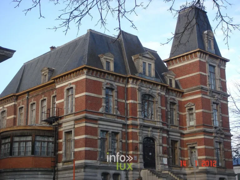 Le parc et château de Wisterzée à Court-Saint-Étienne : un coin de nature en ville