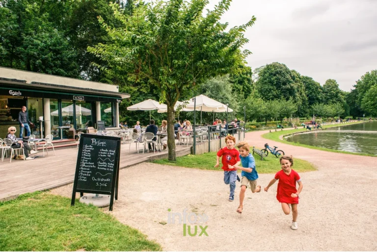 Le parc de la Dodaine à Nivelles : jardins à l’anglaise et à la française autour d’un étang