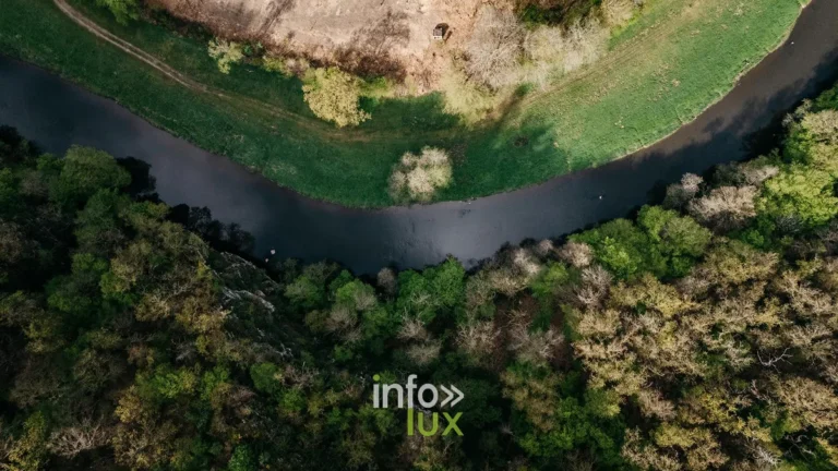 Chiny > Points de vue > Le Rocher du Hat