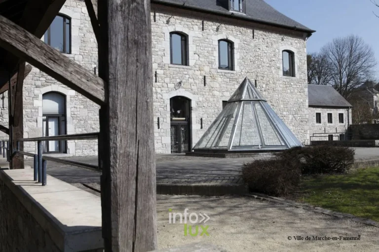 L’ancien couvent des Carmes à Marche-en-Famenne : du cloître médiéval à la Maison du Tourisme