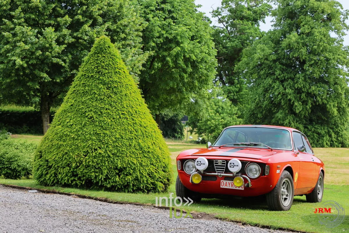 Salon Vintage et Rallye Oldtimer au château de Tancrémont (Pepinster), photo Jérémy Leboutte